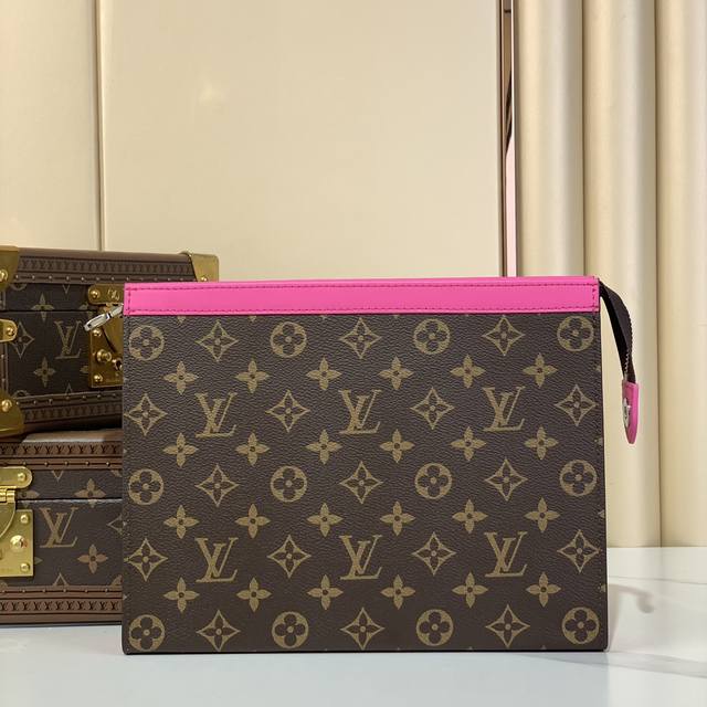 顶级原厂 Pochette Voyage中号手袋 M12817红 M12818绿 M12818玫 M12815青 M82860黄 M12819蓝 P024芯片 顶级原厂 Pochette Voyage中号手袋 M12817红 M12818绿 M12818玫 M12815青 M82860黄 M12819蓝 P024芯片