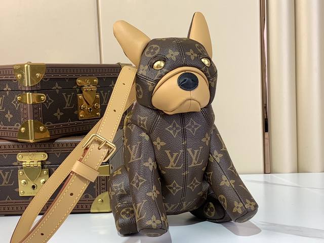 特级原厂 全钢五金预售 Pooch Bag 手袋 M12617 老花 法斗狗 本款pooch Bag手袋以玲珑构型浓缩路易威登经典设计元素。Monogram帆布