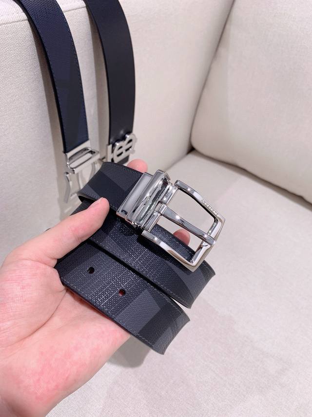 巴宝莉原单质量,经典款针扣系列男士腰带 进口小牛皮皮带 专柜同步,原厂皮料烟熏格纹系列,宽度3.5Cm 巴宝莉原单质量,经典款针扣系列男士腰带 进口小牛皮皮带 专柜同步,原厂皮料烟熏格纹系列,宽度3.5Cm