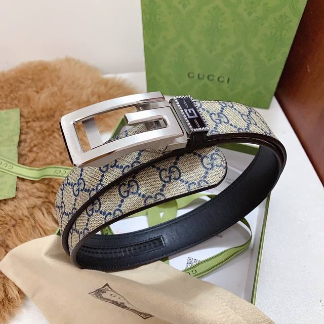 古奇新款自动扣系列,宽度3.5Cm,配正版包装,顶级高端精工贴合工艺,纯钢五金精品打磨材质,高端品质进口原厂皮料,正版开模, 高清实拍大图 ,保质保量 古奇新款自动扣系列,宽度3.5Cm,配正版包装,顶级高端精工贴合工艺,纯钢五金精品打磨材质,高端品质进口原厂皮料,正版开模, 高清实拍大图 ,保质保量