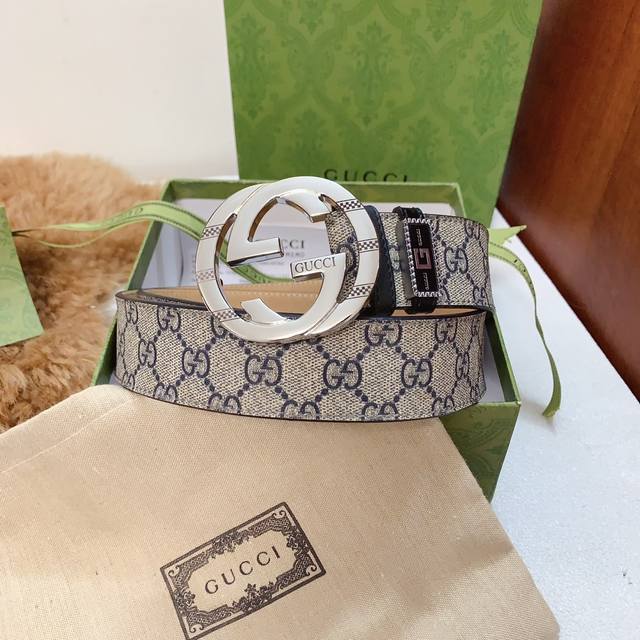 配送正版包装古奇gucci官网同步系列,双g精品扣,宽度3.8Cm,原厂面料搭配树膏底,请看品质看细节,实物对比即知,做工质量决定一切,正版开模 配送正版包装古奇gucci官网同步系列,双g精品扣,宽度3.8Cm,原厂面料搭配树膏底,请看品质看细节,实物对比即知,做工质量决定一切,正版开模