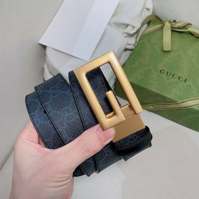 古奇新款对版系列,宽度3.5Cm,配正版包装,顶级高端精工,五金精品打磨材质,高端品质原单皮料,正版开模, 高清实拍大图 ,保质保量 古奇新款对版系列,宽度3.5Cm,配正版包装,顶级高端精工,五金精品打磨材质,高端品质原单皮料,正版开模, 高清实拍大图 ,保质保量