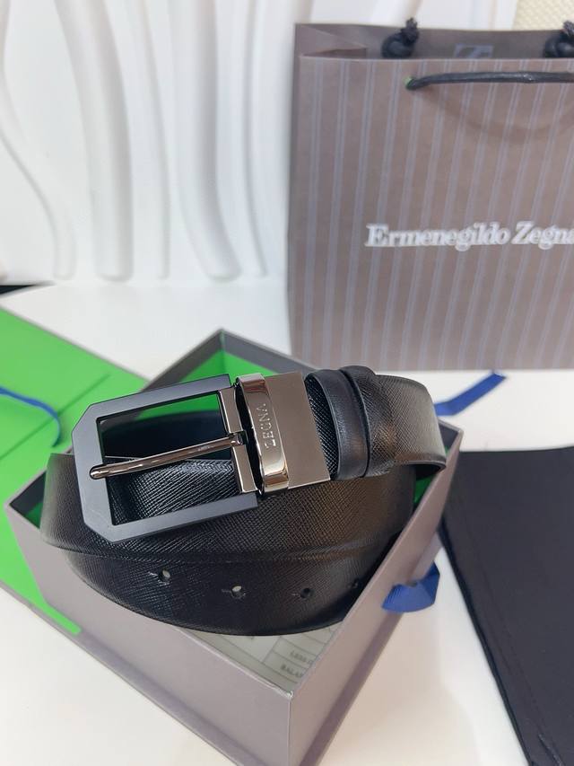 配正版包装，杰尼亚顶级原厂皮料，整张皮料切割制作，非常厚实饱满，精品旋转扣，正版同步， 皮纹清晰质感舒适 版型时尚高档 宽度3.4 Cm 高清实拍大图 ，保质保