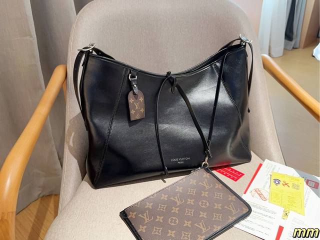 大号芯片版 Lv路易威登 Carryall黑武士 尺寸40×30×15 礼盒包装 大号芯片版 Lv路易威登 Carryall黑武士 尺寸40×30×15 礼盒包装