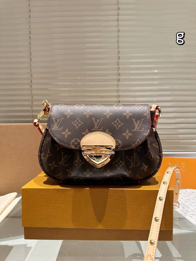 原版皮 全套包装 尺寸28*17 Lv Sunset Vibe元宝包 又甜又酷 一整个爱住 百搭时尚 颜值超高 是每个潮酷女孩必入单品 原版皮 全套包装 尺寸28*17 Lv Sunset Vibe元宝包 又甜又酷 一整个爱住 百搭时尚 颜值超高 是每个潮酷女孩必入单品