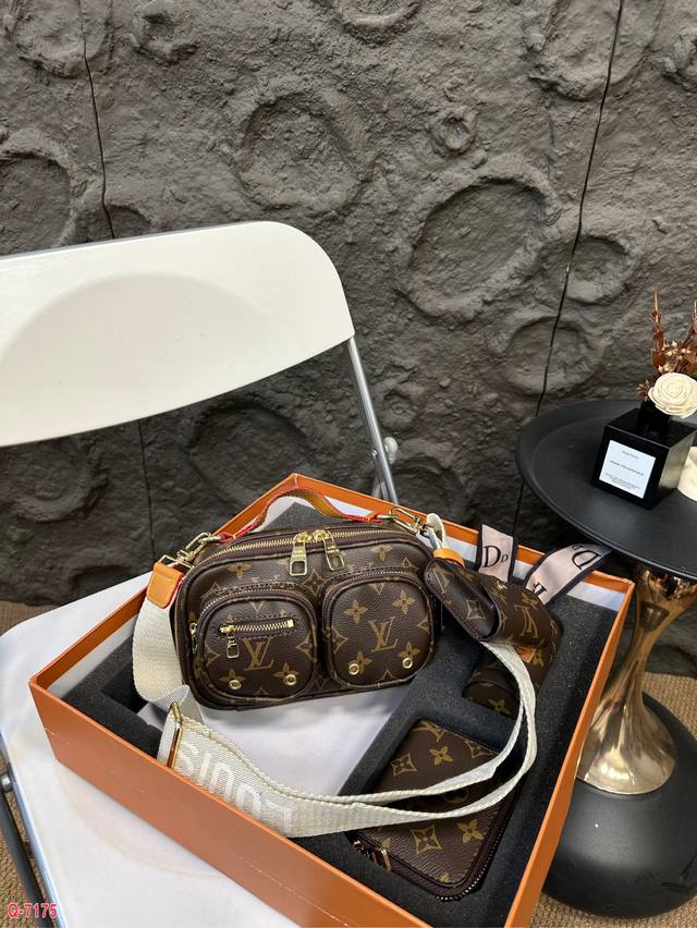 超值套盒 Lv 秀款 Crossby 相机包 炸药包 零钱包挂件卡包礼盒 尺寸21.13Cm