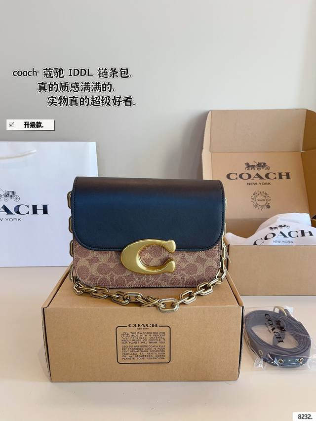 配礼盒 蔻驰 Ldol.风琴包单肩包 复古风潮来袭 极简的包型，时尚的拉丝金属c扣，搭配经典图案大容量，内置多隔层，非常实用尺寸：21*8*15Cm