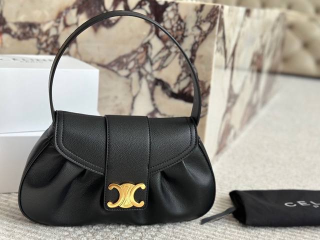 配盒 Size:30*16Cm Celine 好看又好用的腋下包 2024新款小可爱 复古性感百搭小包 不容错过!! 配盒 Size:30*16Cm Celine 好看又好用的腋下包 2024新款小可爱 复古性感百搭小包 不容错过!!