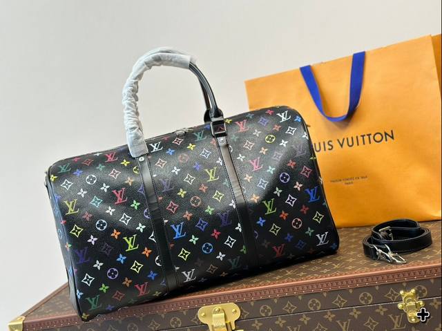 Lv新品旅行袋 男女通用款 大容量 尺寸45Cm 出差出游 不可缺少哦！