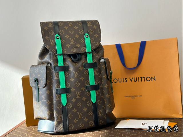 Size:33*46Cm L家双肩包 台湾进口pvc 超高清五金logo标志、 专用里内里 可以出门去旅行 搜索 Lv 双肩包 Size:33*46Cm L家双肩包 台湾进口pvc 超高清五金logo标志、 专用里内里 可以出门去旅行 搜索 Lv 双肩包