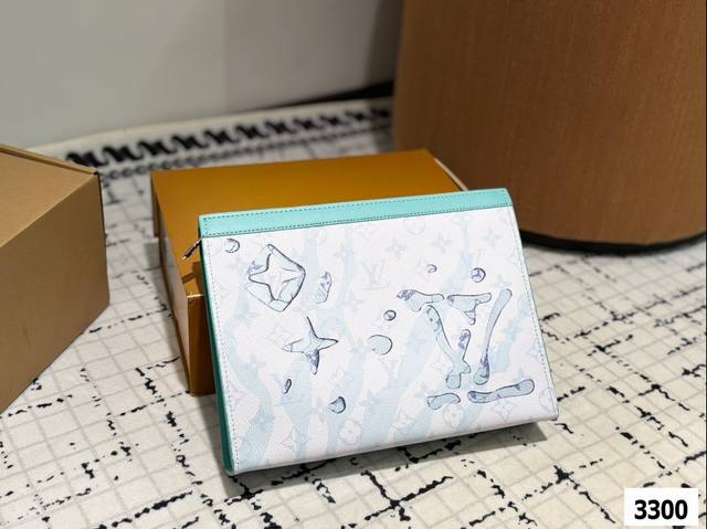 Lv路易威登经典 老花男士pochetteapollo手袋手拿包 Louisvuitton 路易威登棋盘格手袋 Pochette Voyage洗漱包 手拿包 原