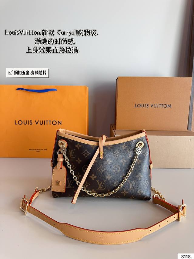 配礼盒. 原版复刻 钢五金 变频芯片 Lvcarryallbb 新款购物袋 背上秒变气质女神 容量杠杠的 日常出街完全拿捏! 时尚又不失优雅。 尺寸:26*17 配礼盒. 原版复刻 钢五金 变频芯片 Lvcarryallbb 新款购物袋 背上秒变气质女神 容量杠杠的 日常出街完全拿捏! 时尚又不失优雅。 尺寸:26*17