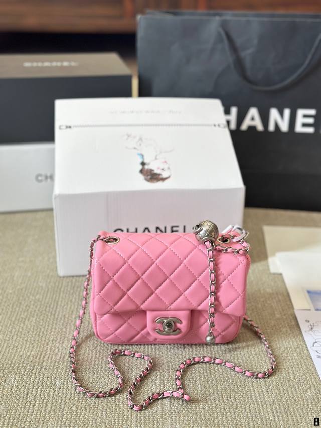 小羊皮 银扣 小羊皮香奶奶 金球方胖子 “New Arrival” 最美金球方胖子人间香奈儿 白富美小姐姐必备款 ■单独夸最让人挪不开眼 就是小金球了太高级~