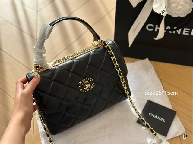 全套包装 香奈儿包包ltrendycc一眼万年 小香cc Trendy黑色复古款 小香秋冬款，结合了cf的优雅和handel的干练trendy真的是太好看了吧.