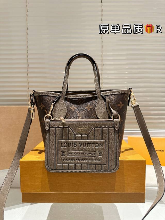 顶级原单 牛皮 Lv新款超迷你neverfull Bb又奶又高级 超mini尺寸轻盈便携~却不失优雅气质