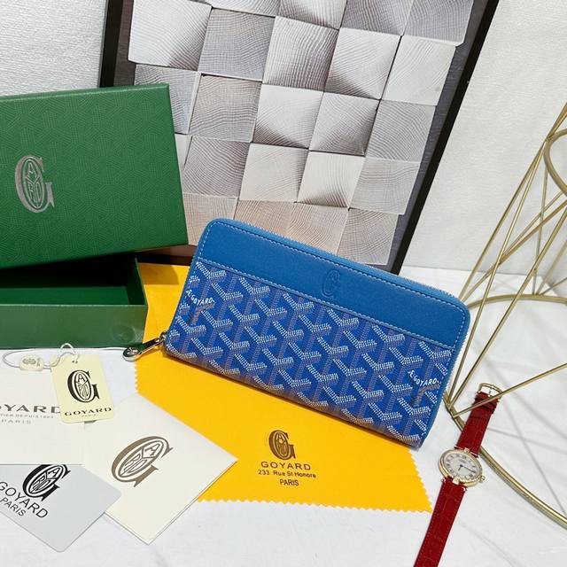 戈雅matignon 大号钱包为长款设计，全拉链开合确保安全。它含有 12 个卡槽、中央拉链口袋和两个大储物格，可存放卡片、纸钞、硬币和其他日常证件。 款号：9