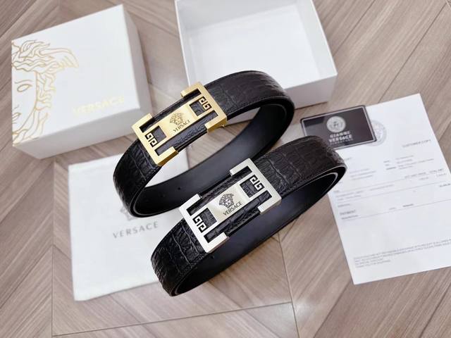 范思哲 进口头层牛皮 头层牛皮底 结实耐用 宽度:3.8厘米极具荷尔蒙的一款,送礼自用 范思哲 进口头层牛皮 头层牛皮底 结实耐用 宽度:3.8厘米极具荷尔蒙的一款,送礼自用