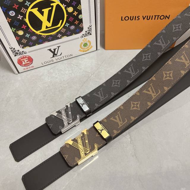 品名:Lv..路易..威登原单 材质:原单牛皮腰带 百分百头层牛皮腰带保证真皮,24K纯钢扣,专柜原单品质、做工精细,时尚大牌,送人自用首选 包装: 请认准如图 品名:Lv..路易..威登原单 材质:原单牛皮腰带 百分百头层牛皮腰带保证真皮,24K纯钢扣,专柜原单品质、做工精细,时尚大牌,送人自用首选 包装: 请认准如图