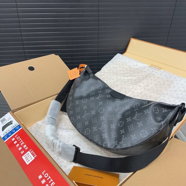 Louisvuitton 路易威登 大号hamac Bag Pm 字母徽标拉链开合 Monogram Eclipse 涂层帆布 单肩斜挎包 小号 男款 经典百搭 Louisvuitton 路易威登 大号hamac Bag Pm 字母徽标拉链开合 Monogram Eclipse 涂层帆布 单肩斜挎包 小号 男款 经典百搭