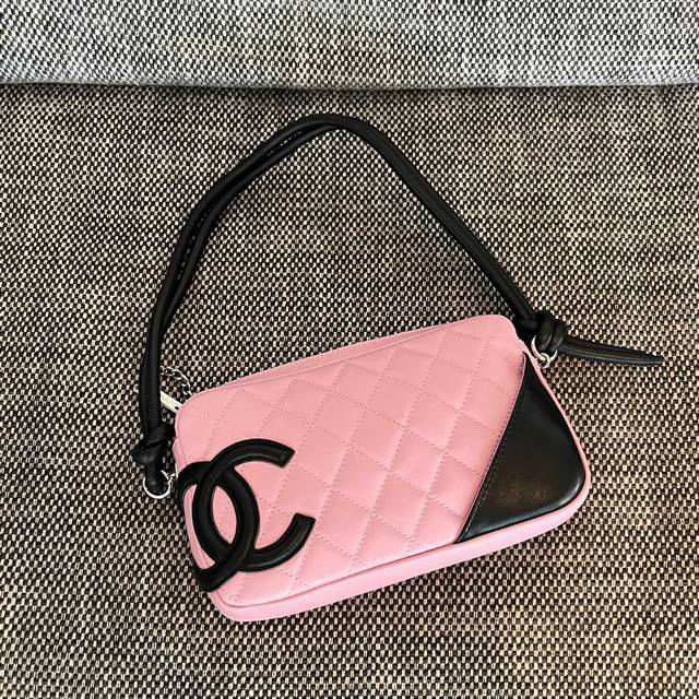 CHANEL VINTAGE 康鹏腋下包 尺寸：21x13x3cm