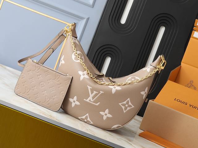 升级原版 M46739 M46725 M46738 M46311 本款 Loop Hobo 手袋选用柔软 Monogram Empreinte 牛皮革塑造贴合身