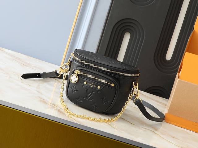 升级原版 M46917 M82335 M83275 M82208 M82347 本款 Mini Bumbag 手袋来自 Lv Gradient 系列，为 Mon