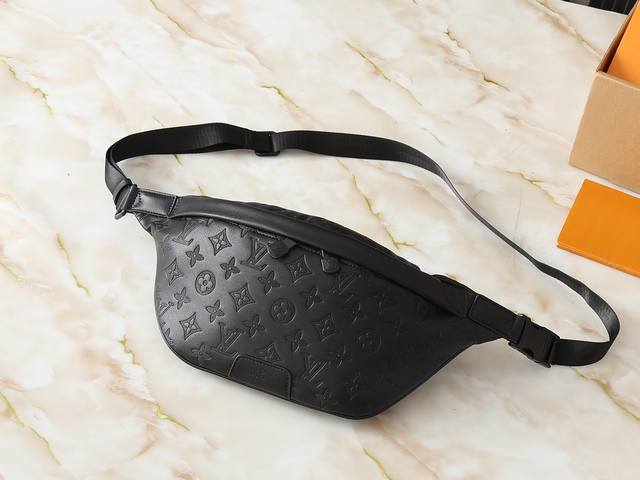 升级原版 M44336 M40187 M44388 M46035 M46036 M46108 M43644本款Discovery 腰包 由 Monogram E 升级原版 M44336 M40187 M44388 M46035 M46036 M46108 M43644本款Discovery 腰包 由 Monogram E