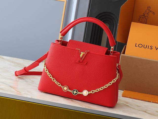 广州货 升级原版 M00014 M00013 M00015 全新尺寸 本款 Capucines 全新尺寸手袋展现柔婉之美:Taurillon 皮革包身搭配浅色翻 广州货 升级原版 M00014 M00013 M00015 全新尺寸 本款 Capucines 全新尺寸手袋展现柔婉之美:Taurillon 皮革包身搭配浅色翻