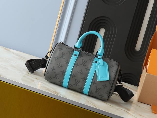 升级原版 M46271黑花M11645灰花蓝 ，M11996压花蓝色M13166黄色M12684绿色枕头包 本款 Keepall 25 手袋取材 Monogra