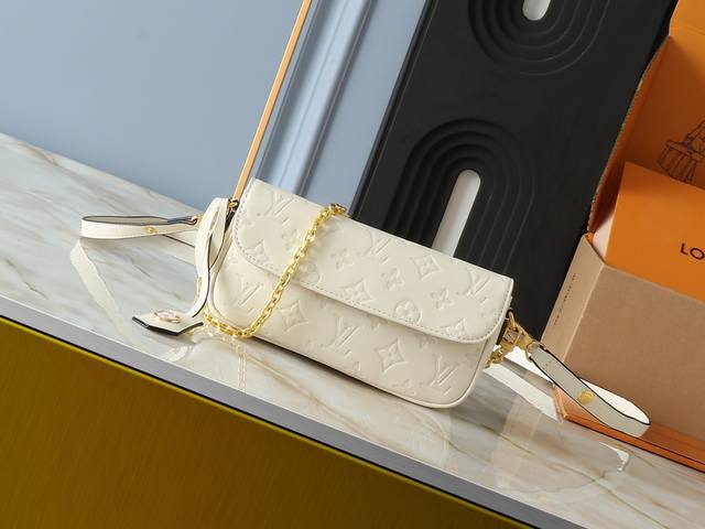 升级原版 M11299米白色 M83499米白刺绣提花 M81911 Wallet On Chain Ivy 手袋于 Monogram Empreinte 粒面