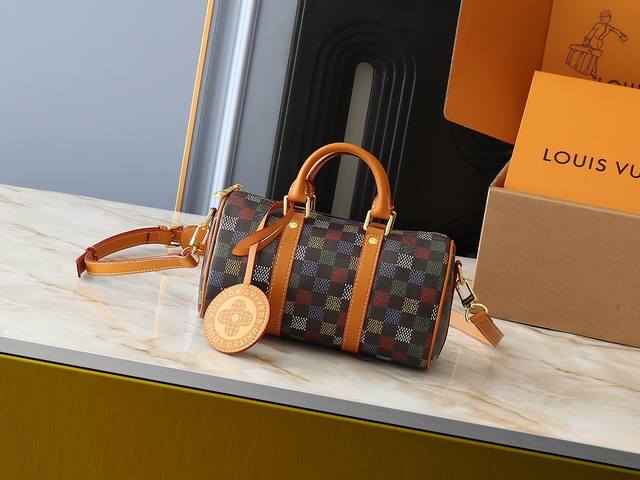 升级原版 M00148彩色渐变格 M13866雾湖色男包枕头包Speedy Hr系列 本款 Keepall 25 手袋取材 Monogram Eclipse R