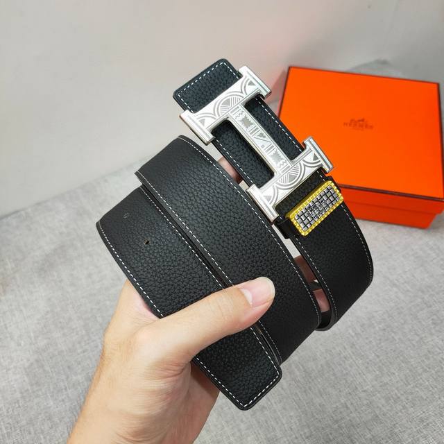 爱马仕正版新款同步配正版包装，经典高端皮质，亚光定制高端品质原单进口荔枝纹，皮纹高档， 高清实拍大图 ，保质保量