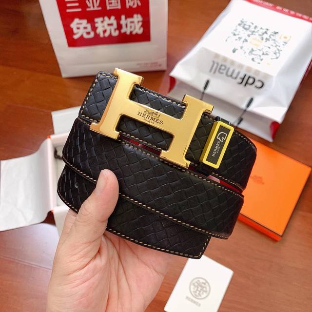 爱马仕Hermes正版原单精品钢扣高端时尚版型，进口牛皮配纳帕平纹底皮，进口皮胚。好货看实物看做工，宽度3.8Cm 高清实拍大图，保质保量