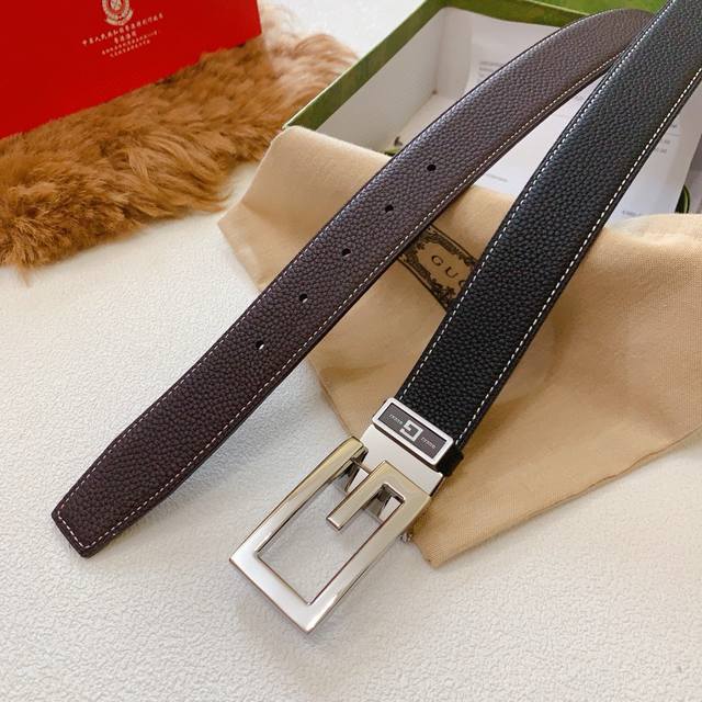 配送正版包装，古奇Gucci官网原单精品，南韩摔进口原厂皮，双面头层摔纹，细腻皮质柔软高档，旋转双G扣，对版开模，双色带身两面可用 高端专供 品质保真，看货看质