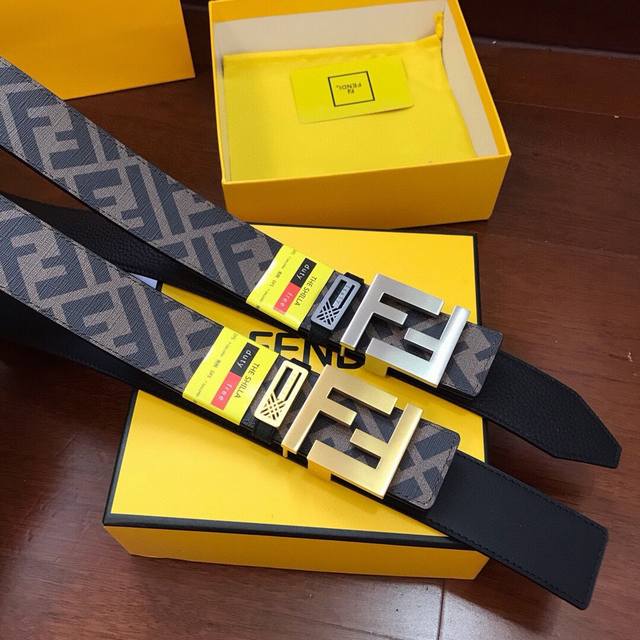 配正版包装顶级原单，芬迪Fendi正版同步高端货，荔枝纹配小牛底皮带身定制原单货，荔枝纹皮料无可挑剔，双面可用，好货上手即知，精钢扣头系列，精细腐蚀Logo钢印