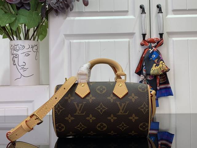 顶级原单 特惠 Nano Speedy Dating手袋 M13226 老花 本款Nano Speedy手袋选用品牌经典Monogram Empreinte皮革