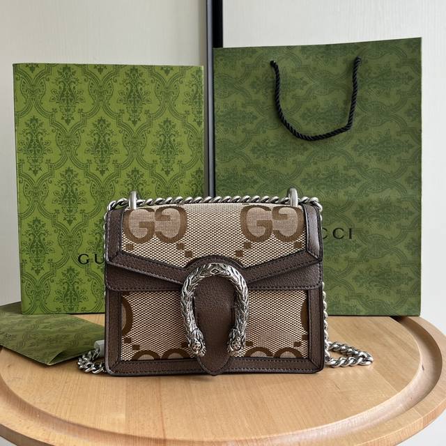 实拍# 款号:421970大G 尺寸:2015.55Cm 经典永不过时的酒神Dionysus系列封神!! 虎头五金和链条质感十足!Pvc配皮 单夹层装粉饼、手机 实拍# 款号:421970大G 尺寸:2015.55Cm 经典永不过时的酒神Dionysus系列封神!! 虎头五金和链条质感十足!Pvc配皮 单夹层装粉饼、手机