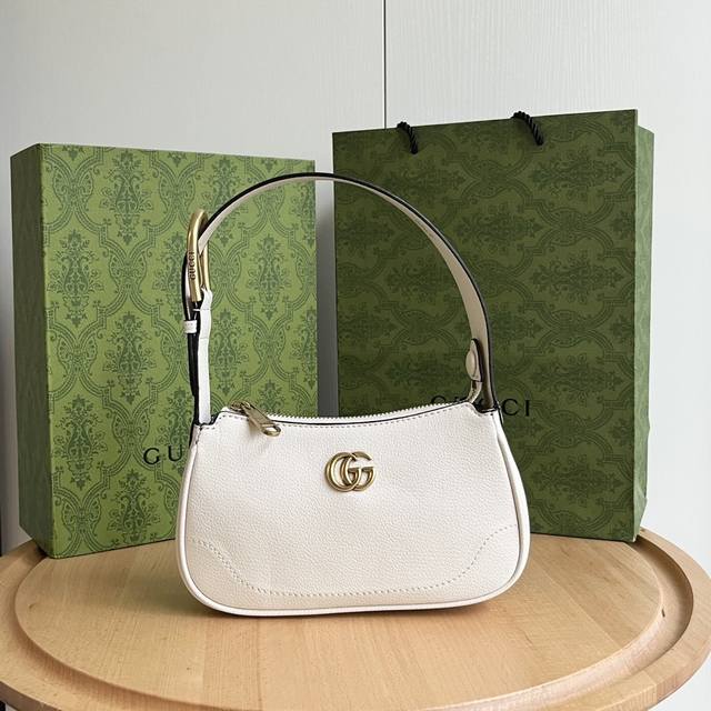 实拍# 款号：739076白 尺寸：21124 Aphrodite腋下包出迷你版了！ 小小一个超级可爱 手机卡包都可以放 简约好看！夏天必备的小包包！