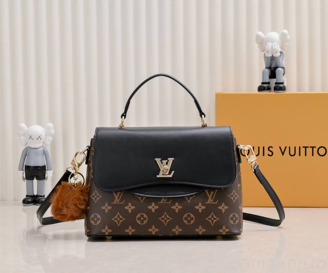 独家实拍-升级版 春夏新品 Louis Vuitton 年火爆手提斜挎实用时尚款 Model：56122配色最新款式MéTis 独特的造型散发出优雅的气息。老花