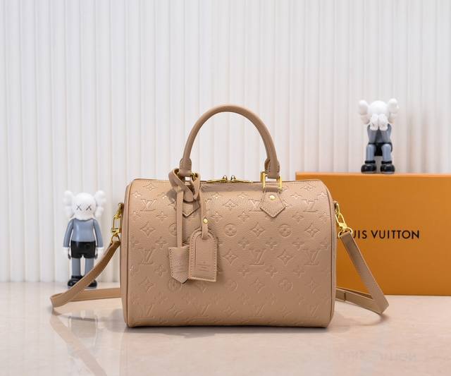 升级原版 M47186 M11323 M40391 本款 Speedy Soft 30 手袋焕新 Speedy 手袋的经典设计，以 Monogram Empre