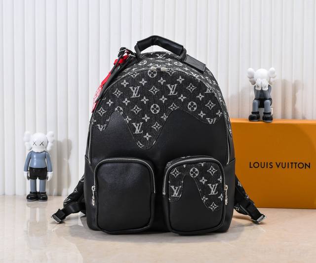 M45441 43186 牛仔书包 蓝天白云系列 Backpack 双口袋双肩背包，尺寸：32.0 X41.0 X15.0 C