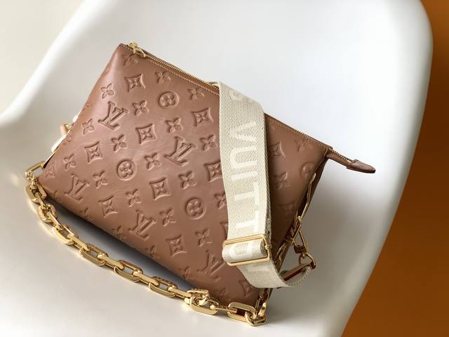 头层羊皮 顶级原单 独家实拍M57790 黑色 M57792大红 M57793白色 M57936 绿色 M57913 银色M58699浅蓝M59278金色M57