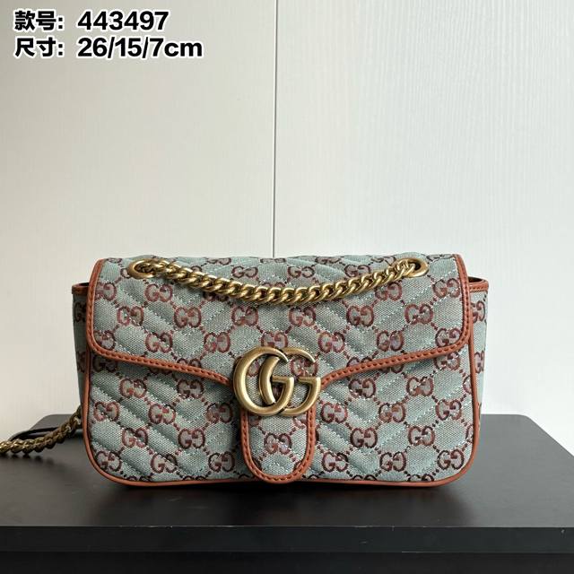 升级版实拍# 款号：443497 尺寸：26-7-15Cm Gg Marmont 中号 惯性不变的经典款 五金内里升级 加量不加价 容量巨大：放一个充电宝+补妆