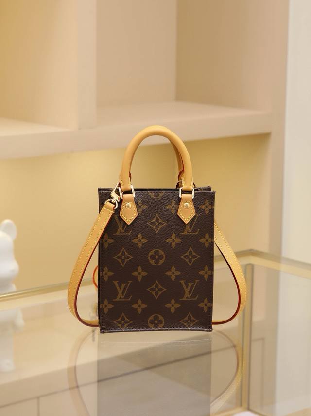 顶级原单变码芯片版 M69442老花， 对版到货 风琴，琴谱包，花料 单肩斜挎手提包 Petit Sac Plat系列，尺寸：17.0 X 14.0 X 5.0