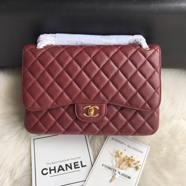 香奈儿Chanel 1：1对标专柜顶级 法国进口原厂Haas小牛皮鱼子酱 经典Classic Flap Jumbo Bag 原厂小牛皮鱼子酱细腻加十足的肉感，显