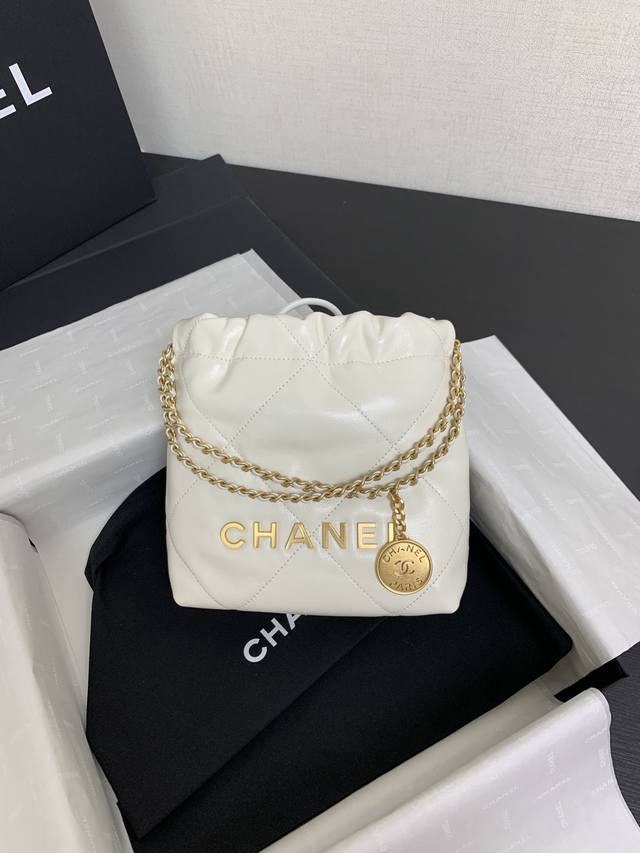 香奈儿Chanel 1：1对标专柜顶级 意大利进口原厂胎牛皮 23S Mini 22Bag五金穿皮链条皮绳链条，一包多用，可斜挎可手提可双肩背哦，也可使用调节扣 - 点击图像关闭