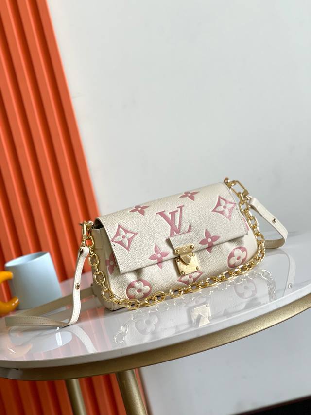 顶级头层，动态芯片， M45836杏印M45859Favorite 手袋为柔软粒面皮革压印超大 Monogram 图案，温和褶裥注入高定质感，磁扣延续传承。可拆