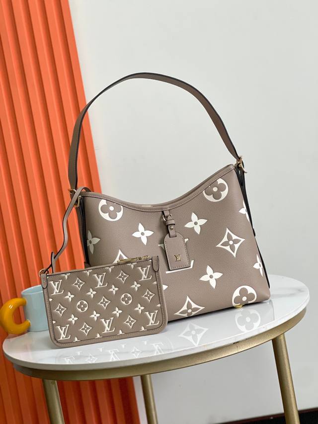 顶级头层，动态芯片，M47180 M46288本款 Carryall 小号手袋取材 Monogram Empreinte 压纹皮革，以柔软质地贴合身形。考究内层