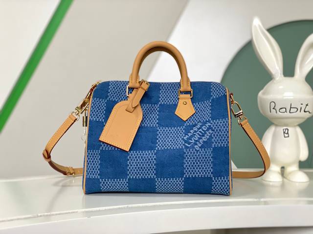 海原外单 独实家拍 动态芯片 N40700蓝 Harrell Williams 以 Damier Denim 3D 棉质帆布打造此款 Speedy 25 Ban