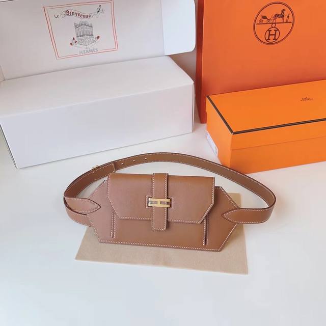 顶级专柜老鼠狠货24全新爱马仕 Hermes Elan Pocket 24 Belt 秋冬新款小腰包，Swift小牛皮腰带包 纯手工蜡线，精品全钢五金。手感柔软